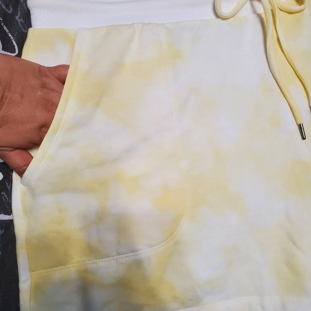 NWT Stars Above Women's Jogger Fleece Lounge Shorts Tie-Dye S